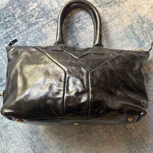 Yve Saint Laurent YSL Boston Satchel, patent leather black
